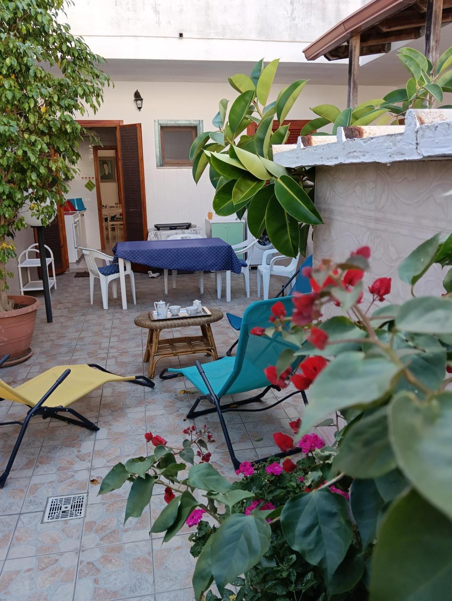 La casa del sole Torre dell'Orso Exterior foto